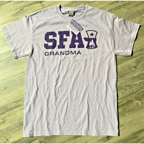 SFA Grandma Stephen F Austin LUMBERJACKS College T-Shirt Medium Tee Shirt - Picture 1 of 4